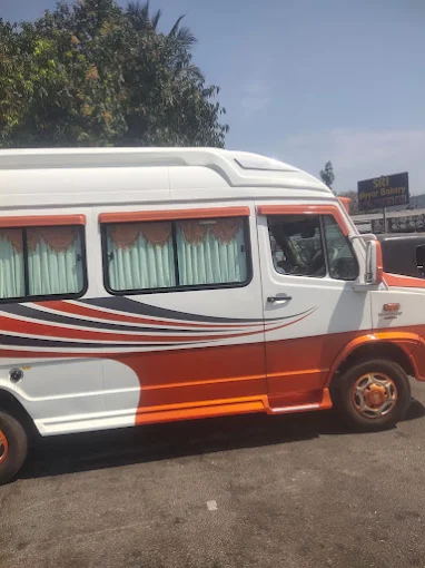 Kaviya Travellers - Fleet View 10